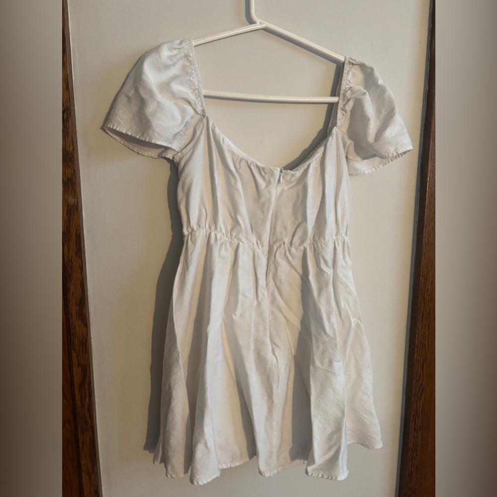 Altar’d State White Ferriday Dress Size Medium - Picture 5 of 5